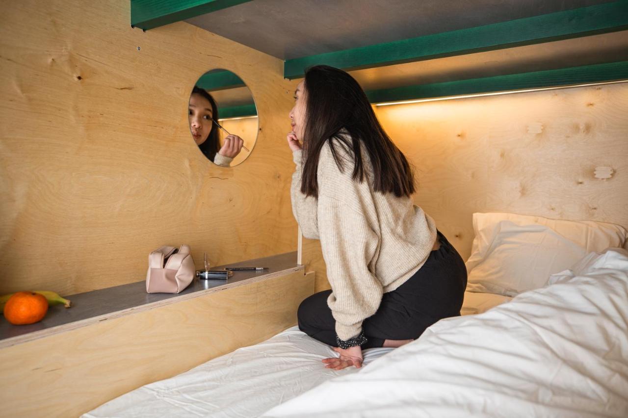 Green Marmot Capsule Hotel Zuerich Exterior foto