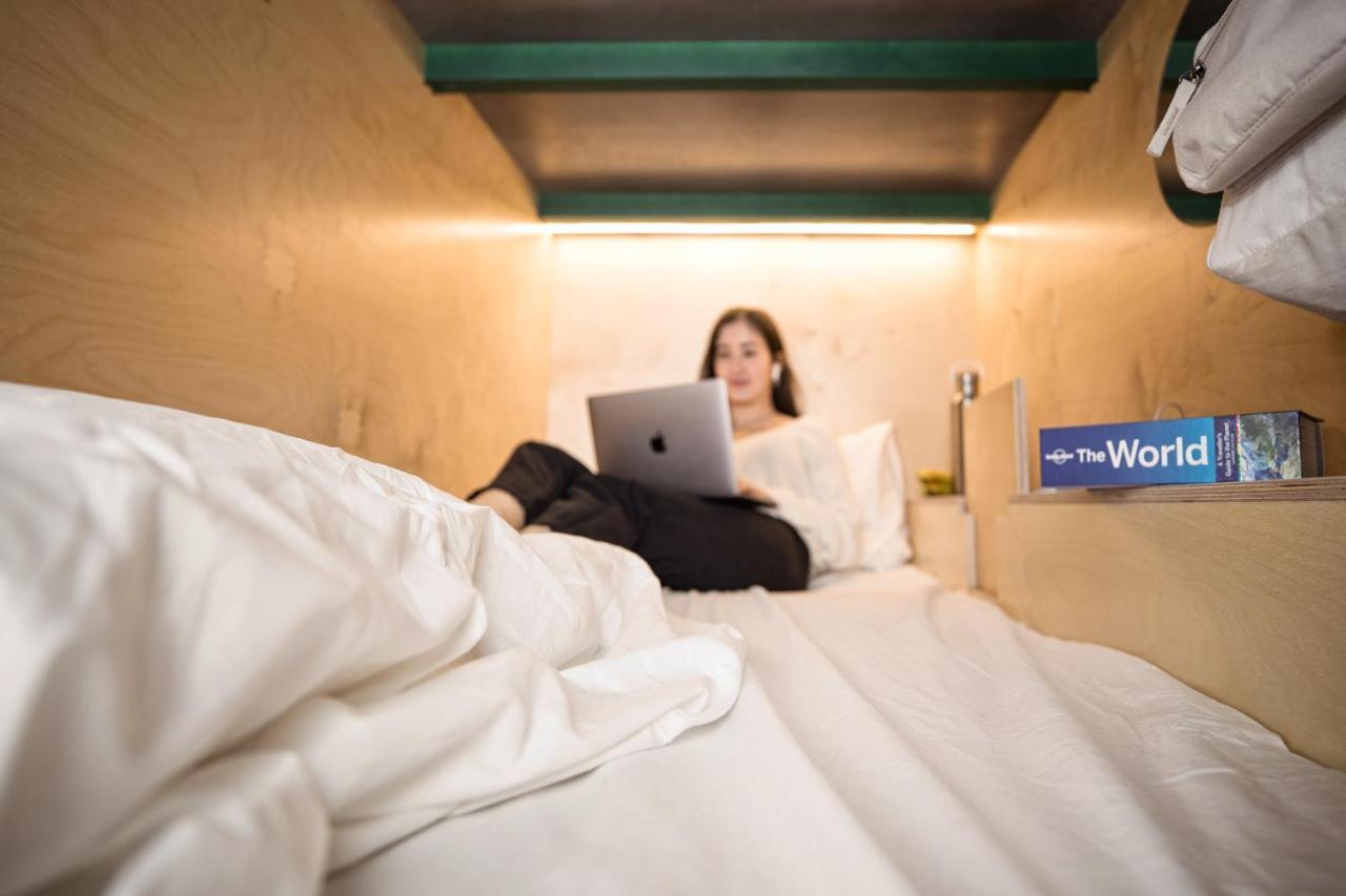 Green Marmot Capsule Hotel Zuerich Exterior foto
